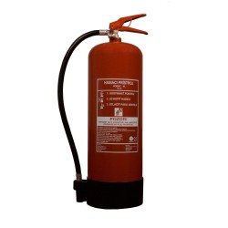 Vodný hasiaci prístroj s náplňou o objeme 9 litrov. Vodný hasiaci prístroj s náplňou o objeme 9 litrov.